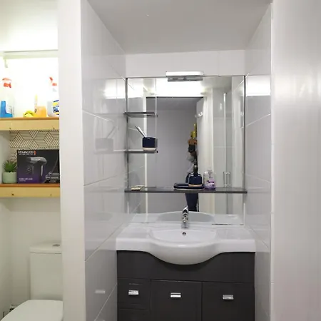 Apartment Le Refuge A 8min Disneyland - Parking - 6 Personnes
